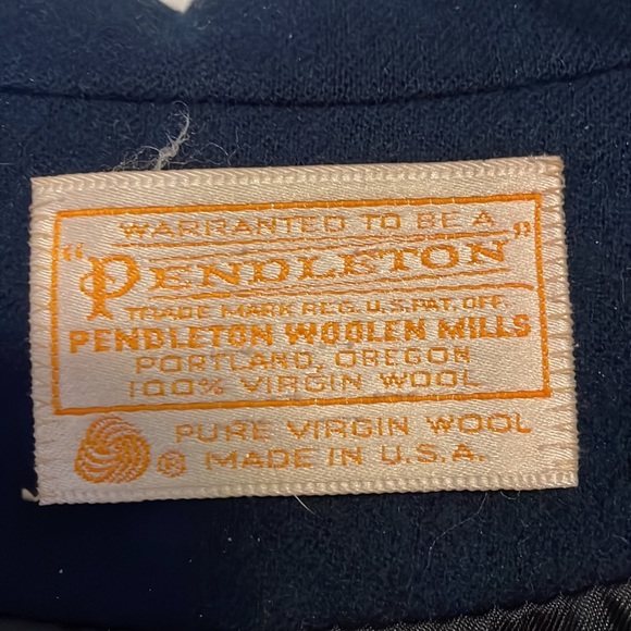 Vintage Pendleton Women's Virgin Wool Navy Blue Two Button Blazer Jacket Size 6 - Picture 3 of 11